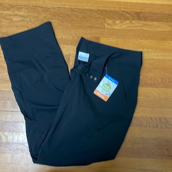 Columbia Pants - Columbia Outdoor Hiking Black Omni-Shield Advanced Repellency Pants 16 Petite